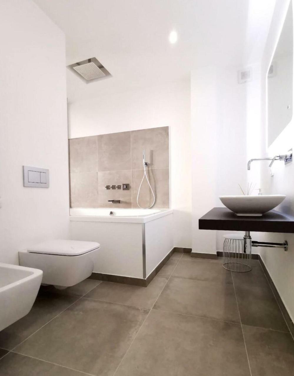 Suitesgaribaldi Cagliari Exterior photo